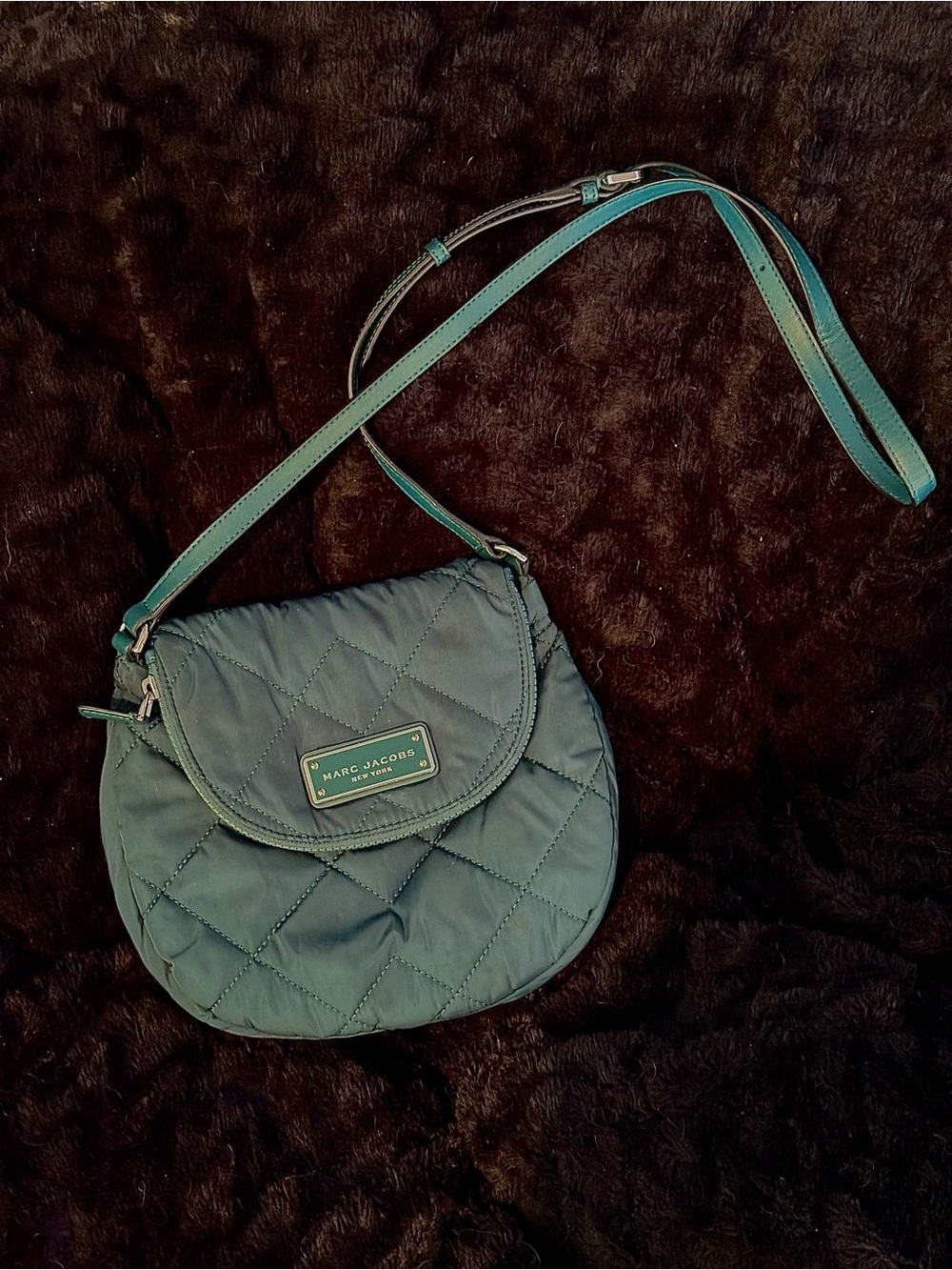 Marc Jacobs Women's Quilted Zip Pouch Natasha Messenger Crossbody Bag